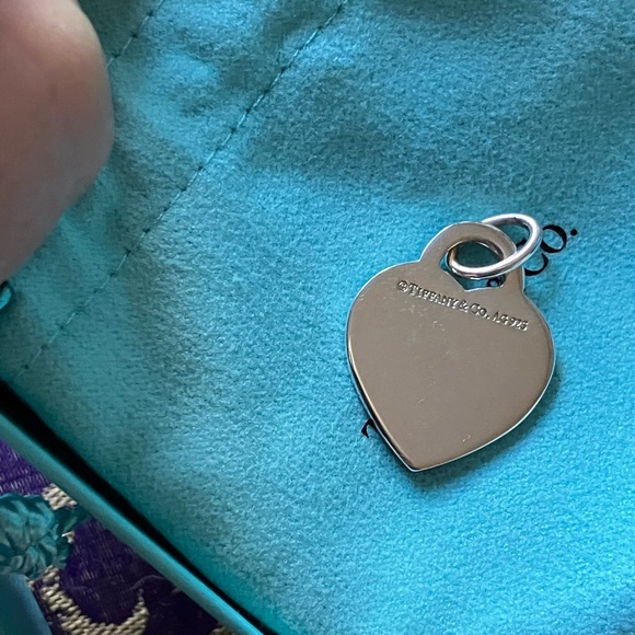 Authentic Tiffany & Co. Return to Tiffany’s heart black splash Sterling … - Picture 4 of 6